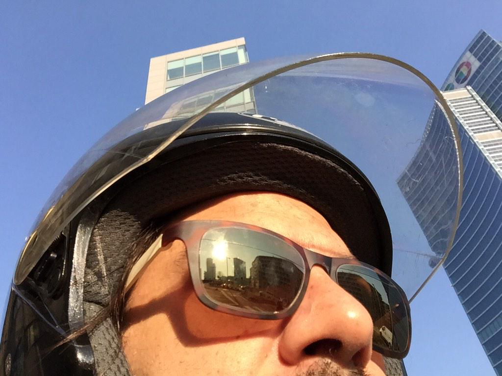 casinototale's tweet photo. “@_ehi_: Per un ottimo brand ci vuole un ottimo prodotto #inBrand @alsteca @bonvo leggero flessibile per #motorbike http://t.co/vPq7j41IBu