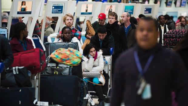 CBCToronto's tweet image. Flying out today? @TorontoPearson expects 121,000 travellers cbc.ca/news/canada/to… #cbcto