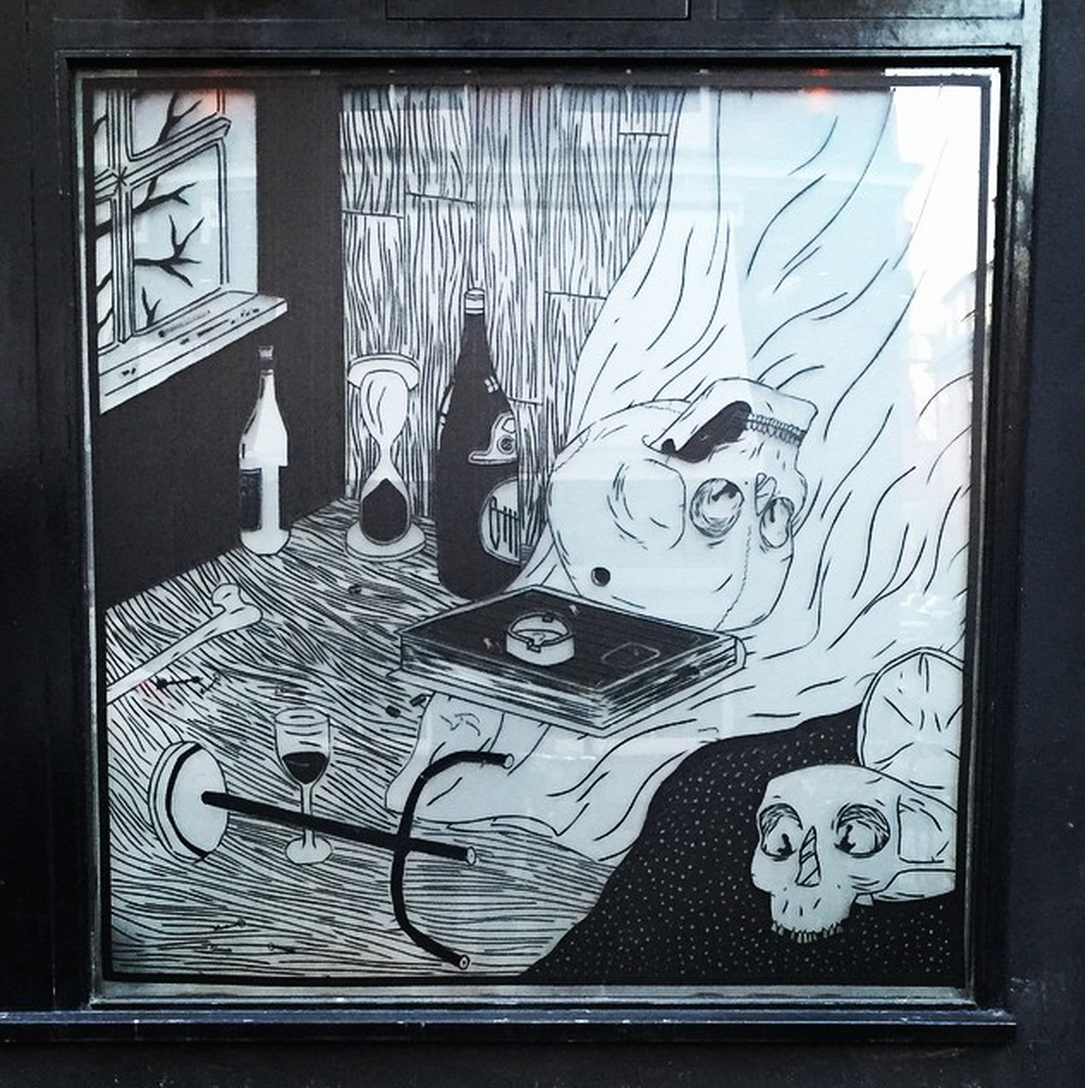 LollipopGallery's tweet photo. #BenjaminMurphy @alldestructo creates art using electrical tape, see this piece on our 5pm free #streetart tour http://t.co/b9vhtt9a5J