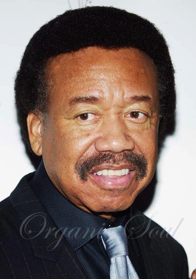 Happy Birthday from Organic Soul Singer Maurice White of Earth, Wind and Fire is 73 
 
