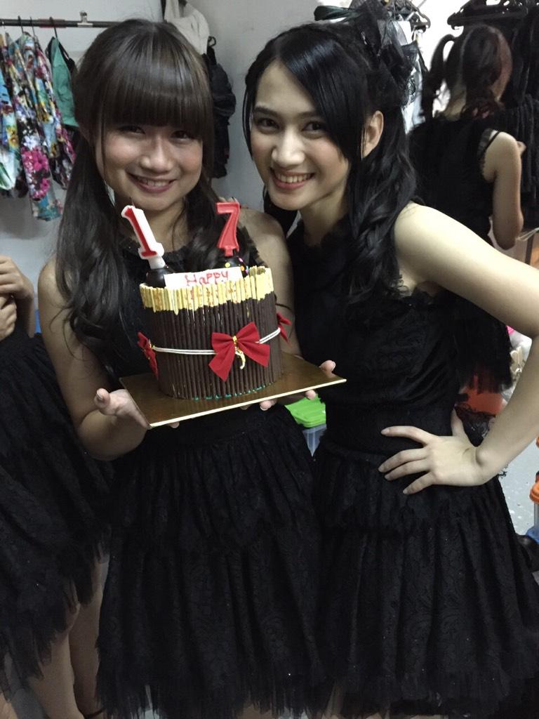 MelodyLaksani tweet picture