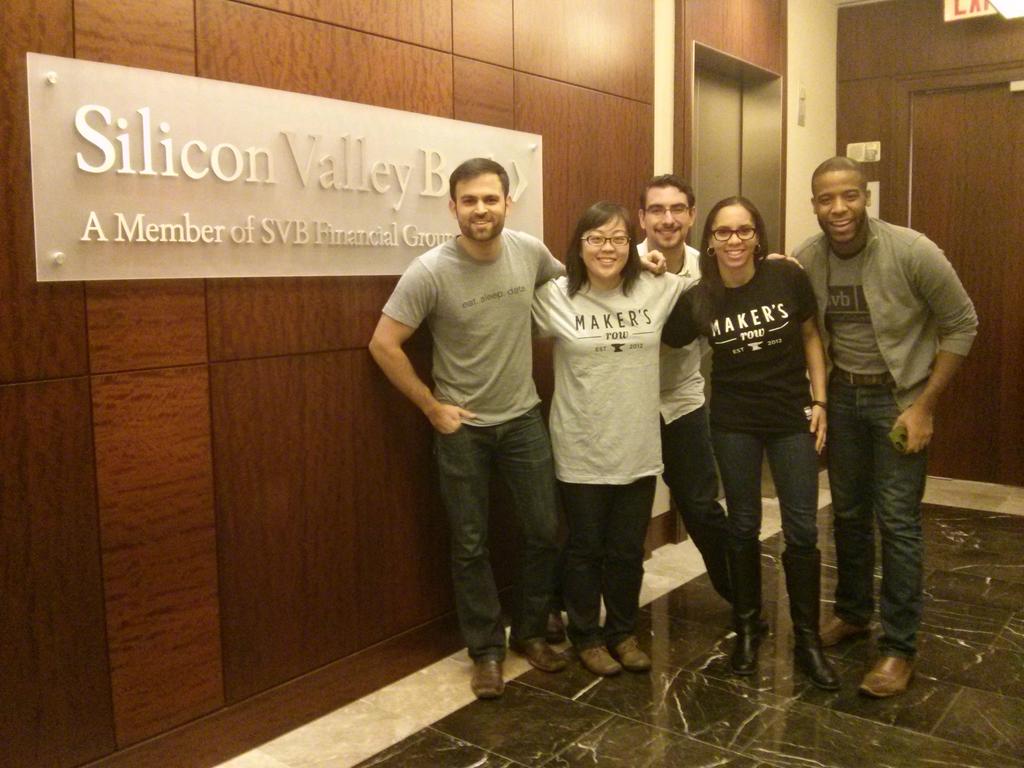 RYChien's tweet image. Last @SVB_Financial NY team #startuptee #friday for 2014! Repping @makersrow @CBinsights today! @Jiga_Byte @DKmitsos
