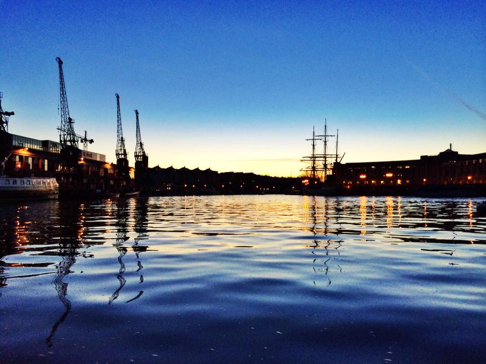 douglas208's tweet photo. Harbourside in the gloaming. @Bristollist @iBristolPeople @VisitBristol @madeinbristol http://t.co/yXrFCFqAEB