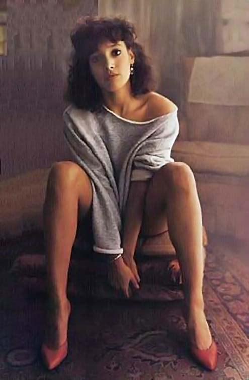 Happy birthday Jennifer Beals. 