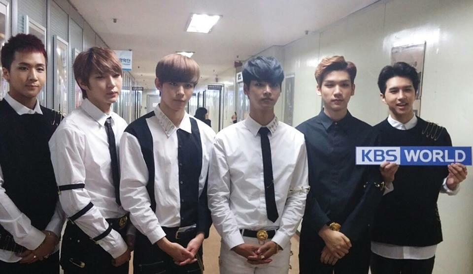 B5OBGkbCAAMzxG-.jpg:large