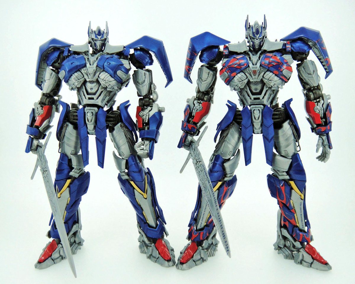 公式 トランスフォーマー情報局 Tfのプラキット デュアルモデルキットはいよいよ来週登場 一足早くゲットして 組み立ててみました 左が素組み状態 右がデカールを貼ったものですヽ やっぱりかっこいいですね Tt Tf Http T Co Djidcqlvza