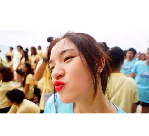punpunstt's tweet photo. @daraparq /flying kiss/ mwah http://t.co/eNxFK4ttwK