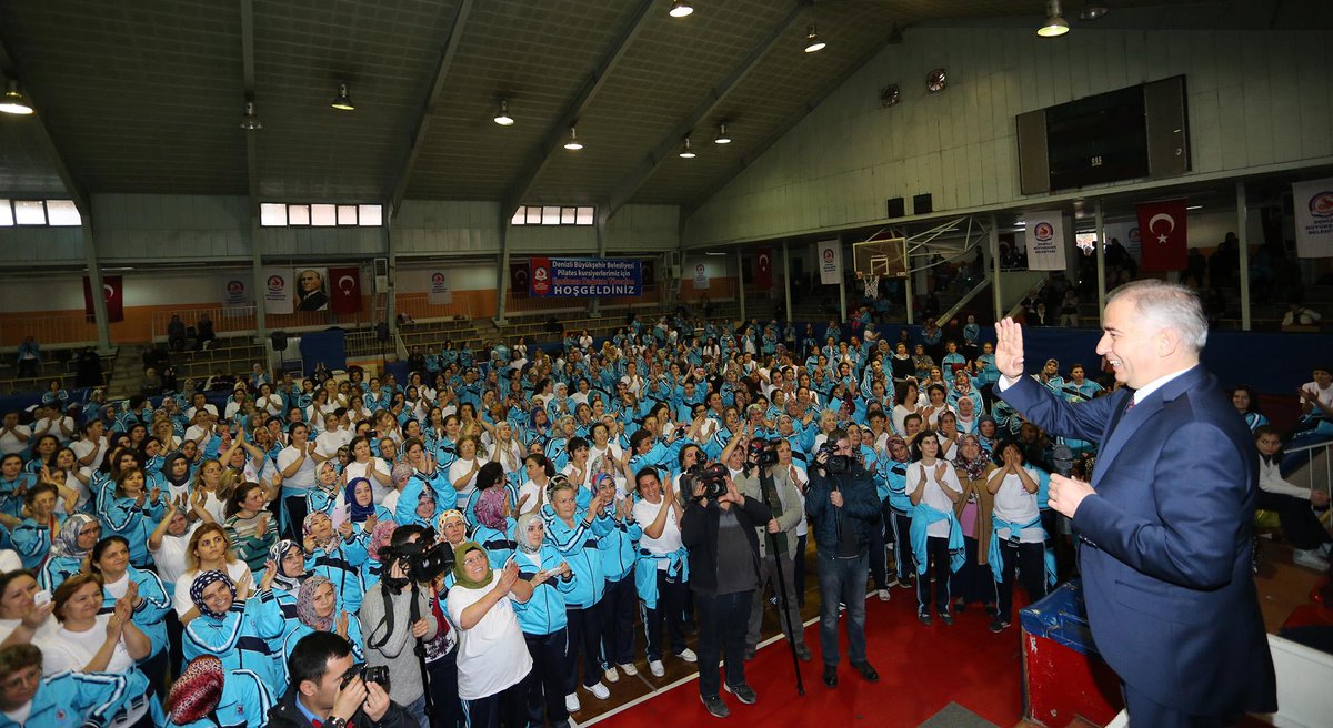 DenizliBSB's tweet photo. Denizli'de 13 ayrı noktada 4000 bayan D.BSB'nin düzenlediği ücretsiz pilates kursuna katılıyor. http://t.co/6t92o3haaH"