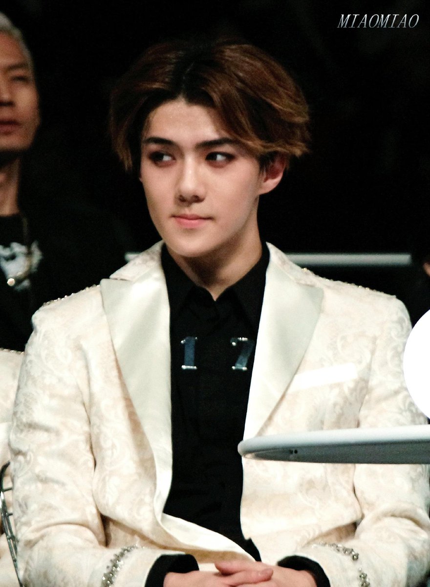 EXOXOXOID's tweet photo. [HQ] 141203 EXO Sehun (cr: 散漫的喵喵)
http://t.co/fkKpzfdWw8
http://t.co/TNwqayt9cu
http://t.co/6gM7ZiOwKv http://t.co/fh27P9fC3T