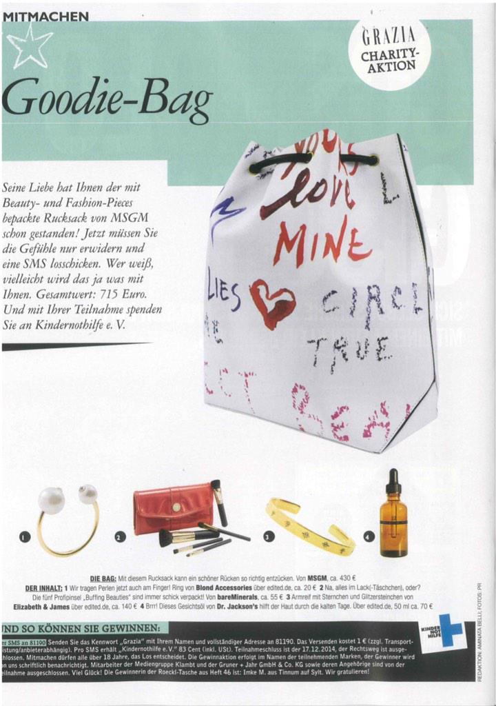 msgm_'s tweet photo. Goodie-Bag ~ #MSGM #Beauty Bag on @Grazia_Live #Germany #PreFall2014 #FW14 #GraziaMagazine #MassimoGiorgetti http://t.co/EZeeCoE6XT