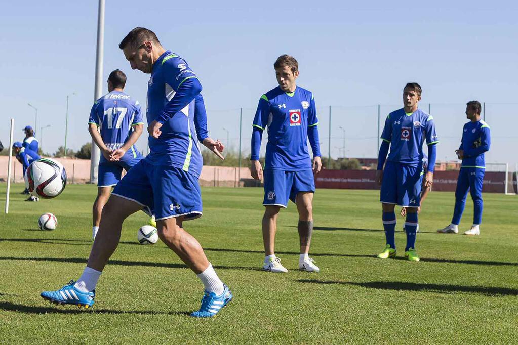 AzulAlMomento's tweet photo. #CruzAzul realizó su último entrenamiento antes de encarar el partido por el tercer lugar (@Migue_luk) http://t.co/T4HrB5aQcd