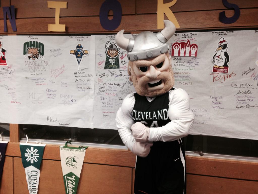 LkwdSchools's tweet photo. Having fun with College Week at @LHSRangers. http://t.co/P72wZk0lJW