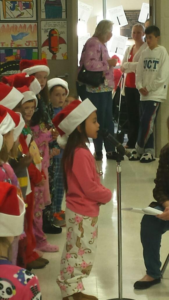 CrestviewElemen's tweet photo. What a wonderful way to kick off the Christmas season with a program from our first graders. http://t.co/9I9ofb2dQO