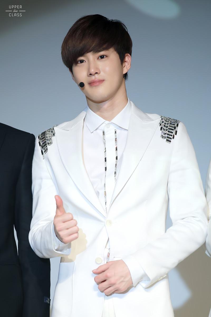 exofancafe's tweet photo. [HQ] 141218 Suho @ Nature Year End Party (cr:UPPERCLASS)
https://t.co/O2Dt4LGUzJ
https://t.co/hpTpVeA9BC http://t.co/7yepqIae3s