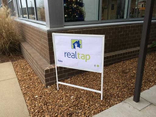 JonTFish's tweet image. Every good product need a great marketing plan. Team Sarah is a step ahead. #FNCForge