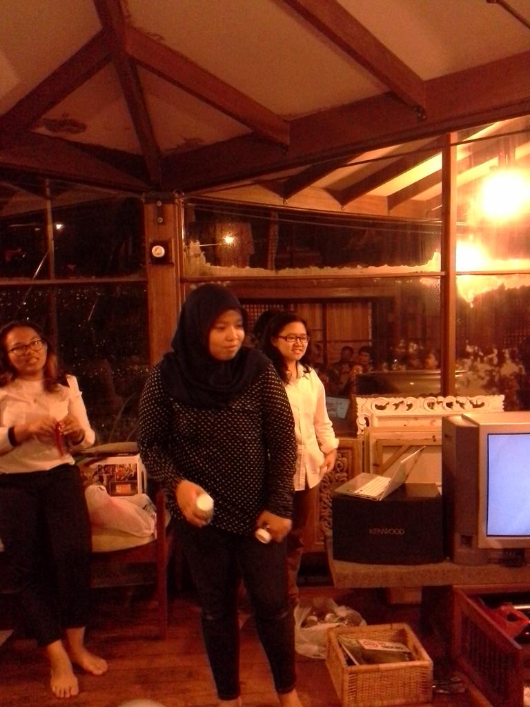 Biologi ITB 2012 tweet media