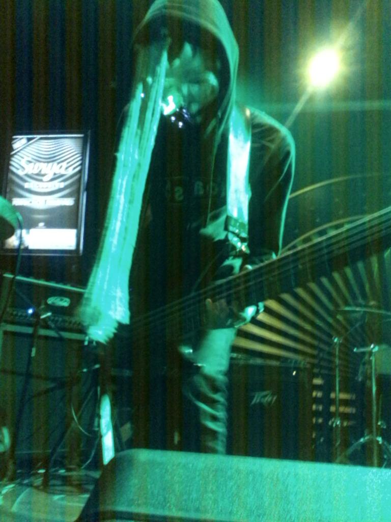 IBF_Bandung's tweet photo. Masih Ansyaf Techno on stage http://t.co/ruYdDNTXa8