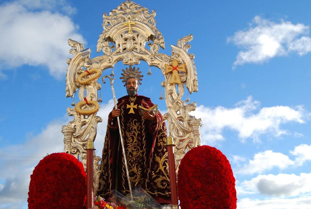 SoydeTrigueros's tweet photo. RT para que todo el mundo se entere que los días 24, 25 y 26 de enero, Trigueros está de fiesta en honor a su patrón. http://t.co/nBJhYi1tzi