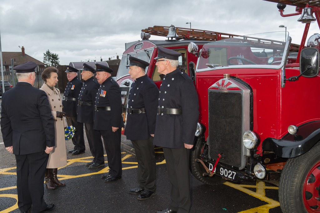 FireMuseumLpool's tweet image. The Princess Royal is introduced to the crew , and tell's us they have a similar open topped appliance at #Sandringam