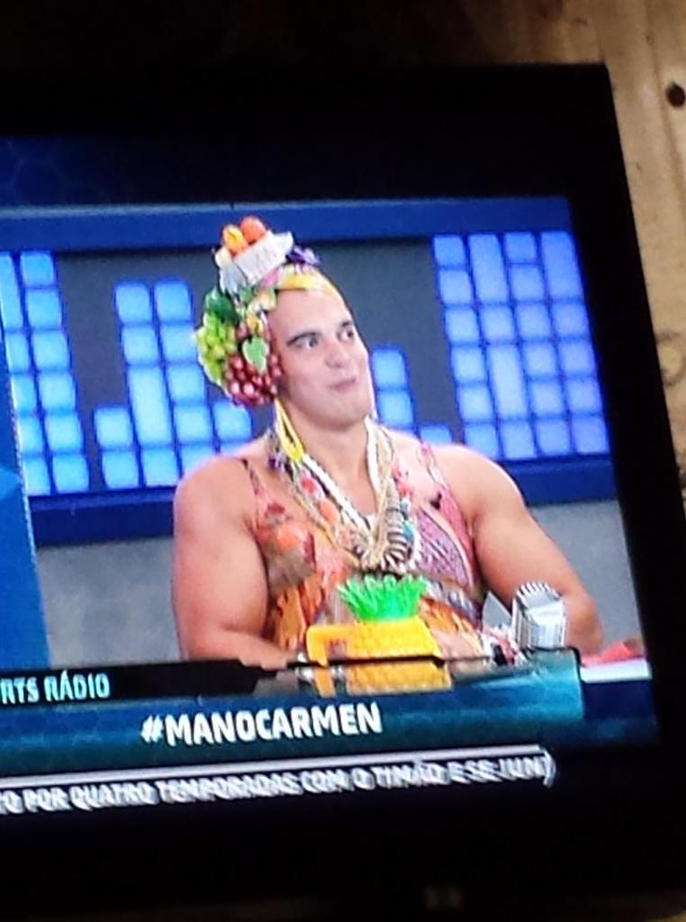 _netopinheiro13's tweet photo. @FSRadioBrasil @Benja97 #MANOCARMEN HAUSHAUJSUAJAUSHJAUZHAUAUJSHS http://t.co/LsdWwLtQmR