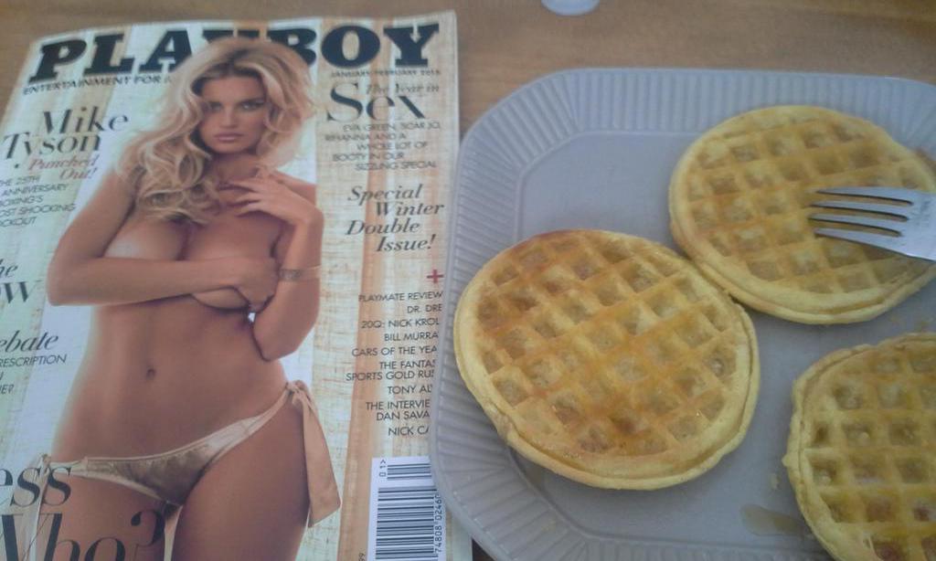 robzzz_87's tweet photo. @Playboy Warming up for #friskyfiday http://t.co/G9uNcHRR5h