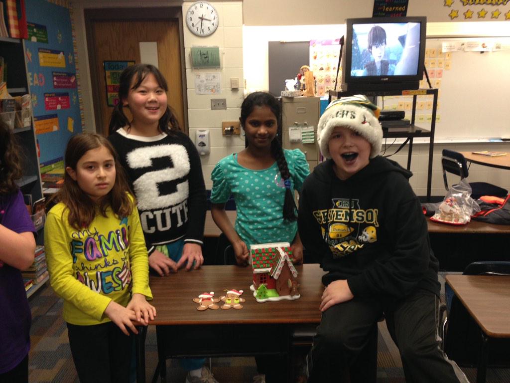 MrsMorrisSW's tweet photo. After school fun! #mmspride @D102Meridian http://t.co/IW0XlmJbt6
