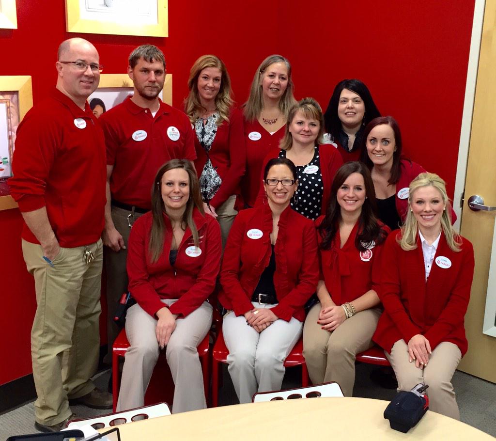 Kyle_Target's tweet image. This leadership to is the #bestteaminretail #1783dreamteam #fogwontstopus