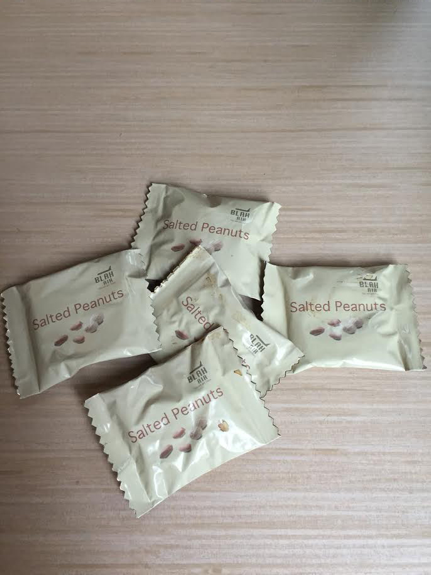 BLAHAirlines's tweet photo. On the 5th Day of Christmas, #BLAHAirlines gave to @kfury 5 bags of peanuts. #5BizDaysofXmas http://t.co/d5Au9yM6j5
