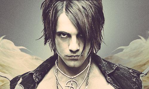    Happy birthday Criss Angel! ¡Feliz cumpleaños ! 