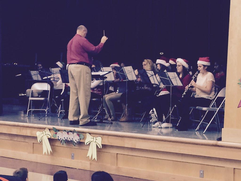 HayshireElement's tweet photo. Mr. Martini brought some of the high school band students to perform a few Holiday songs for the students. http://t.co/vKt33CxjjW