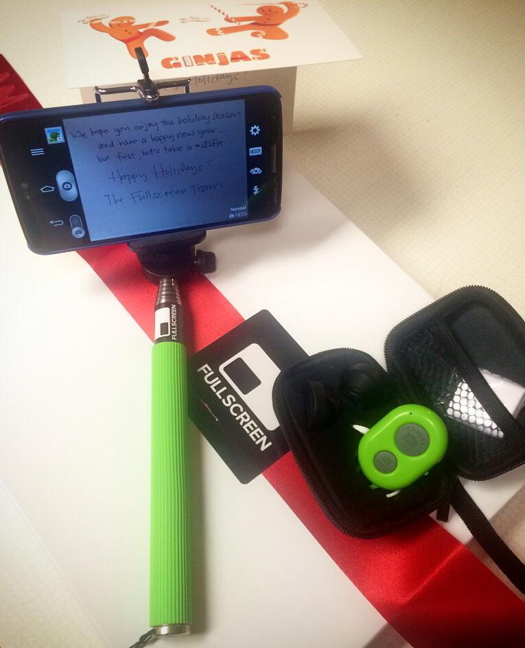 Ms_HeartAttack's tweet image. I just got a selfie stick from @Fullscreen with a Bluetooth remote for my cell phone!! THANK YOU!!!