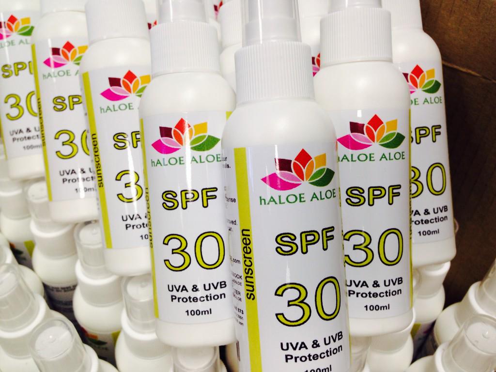 haloealoe's tweet image. Summer is here &amp;amp; our first product,our SPF 30 Sunscreen is ready! So excited and can't wait to get you all protected!