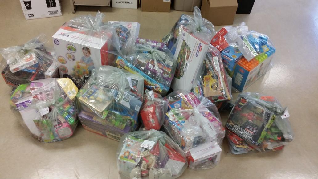 TPSAux23Div's tweet photo. Toys collected today, thank you to those who generously contributed. http://t.co/HCpD0I5bD8