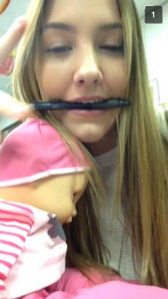 AFscreenshots's tweet image. @kayleeequinn