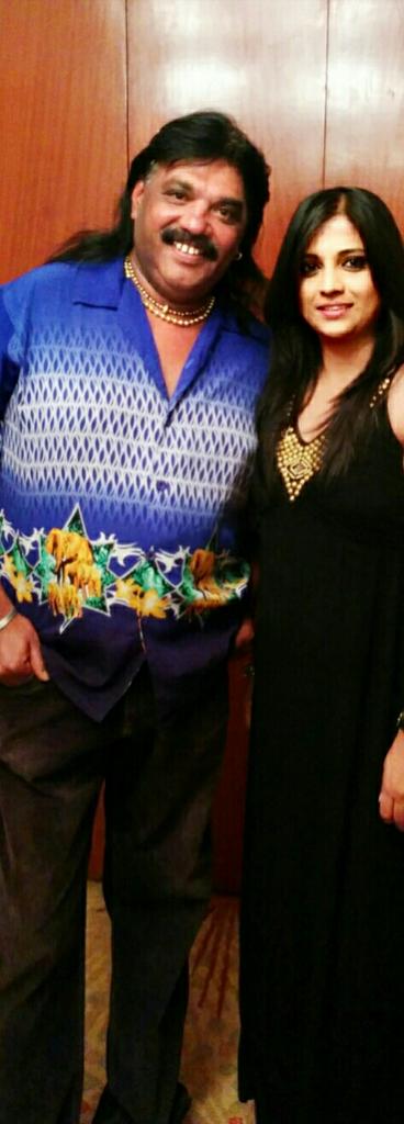 SinchanDixit's tweet photo. Awesome #gig #indofil #music #corporate @SinchanDixit #drummerdeva http://t.co/8VYZWzy4OJ
