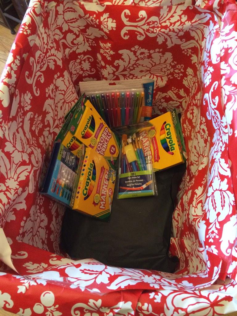 Street_Glitter's tweet photo. We're collecting art supplies for Philly teachers with $0 budget! @FOX29philly @citypaperevents @phillynewsnow http://t.co/x5VgN3LnrV