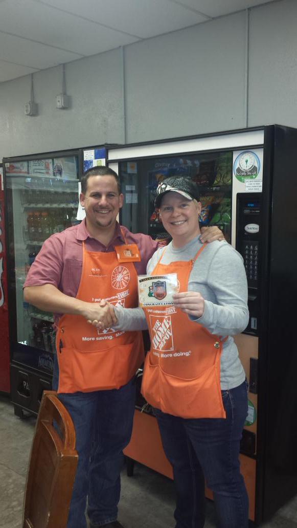THD6520's tweet photo. Wes M is DOUBLE SILVER! That's how Q2 ASM rolls!  @Ana_A_Duran @LennyGaspari @13wesmoss @SHowardO @keatontaylorasm http://t.co/VSuQiDif4I