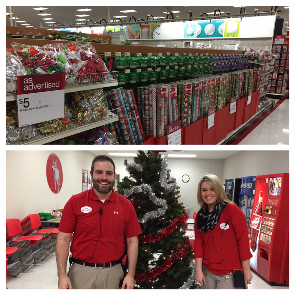 It doesn't get much better than this! Full floor + happy team = 💰💰💰! Proud of <a href="/gfoleytgt/">greg foley</a> <a href="/swebbyc/">Chelsea Swedblom</a> and all of T1883!