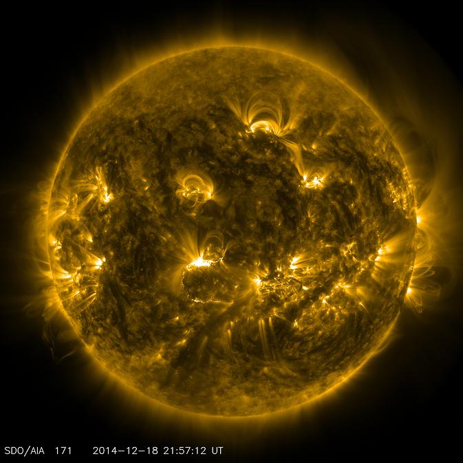 NASA's tweet photo. Mid-level solar flare, a powerful bursts of radiation, erupted on the sun: http://t.co/uusxGxMrTe @NASASunEarth http://t.co/lYsFOoDQAT