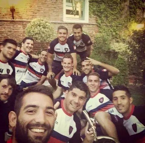 DieeCuervo's tweet photo. Mira donde estamos la concha de tu madre, chupame la chota ! #SanLorenzo #Marrakech2014 #ConUstedesNuestraIlusión http://t.co/VV0wYejqk0