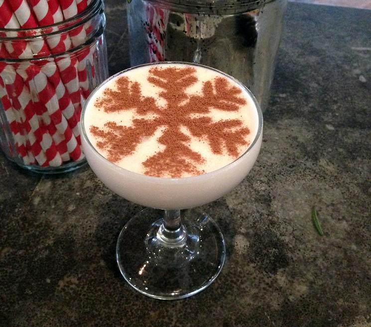 LAWeeklyFood's tweet photo. Holidays mean boozy #eggnog. Here's 3 alcoholic nogs crafted by L.A.'s top bartenders: http://t.co/eOE9k6GaXA http://t.co/BlRcAICzfh