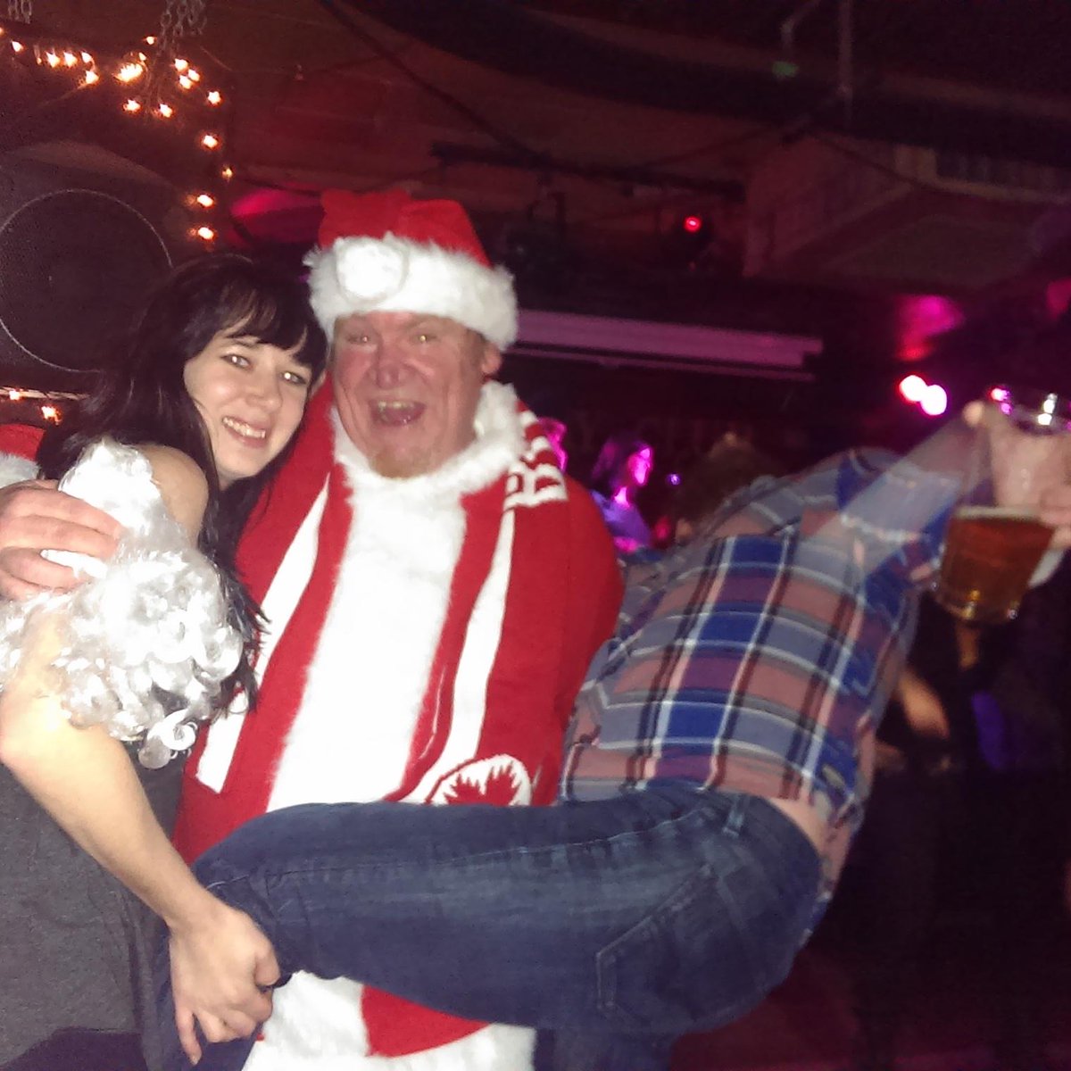 Great show <a href="/RailwayClub/">Railway Club</a> last night. Canadian Santa even showed up!! #Vancouver #event #music #Christmas #spirit