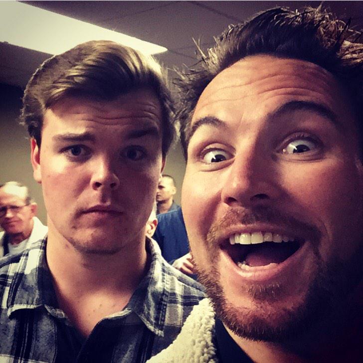 imtoddfrazier's tweet image. #brotherselfie #confusedface #itsabouttogetweird @Chillin_Jakie_J