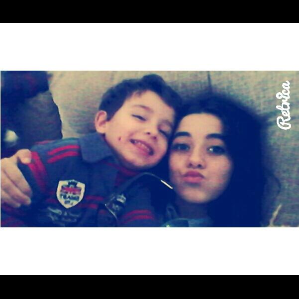 Macrtidi's tweet photo. Mientras yo sepa lo que soy, no me importa lo que diga la gente. Viernes!!!!👏👏😂😘😍❤😜 http://t.co/z44NINsrYr