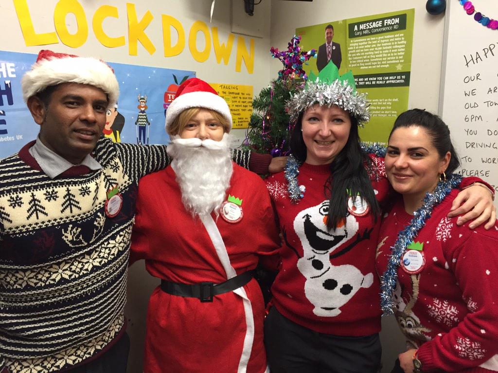 WarnersEnd's tweet photo. @hmpilling #R18TT Christmas jumper fun at Warners End @davemcculla @haydentotty102 http://t.co/M2154zKQJT