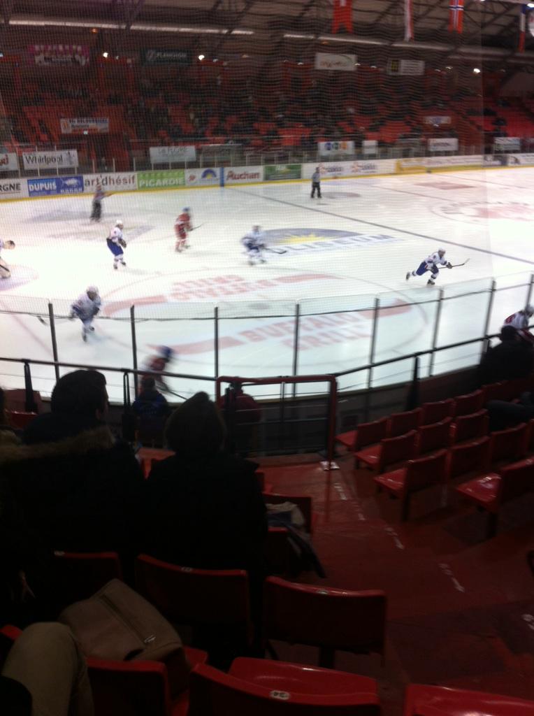Axe93000's tweet photo. Allez les bleues #edf http://t.co/8wW2qZ0uYP