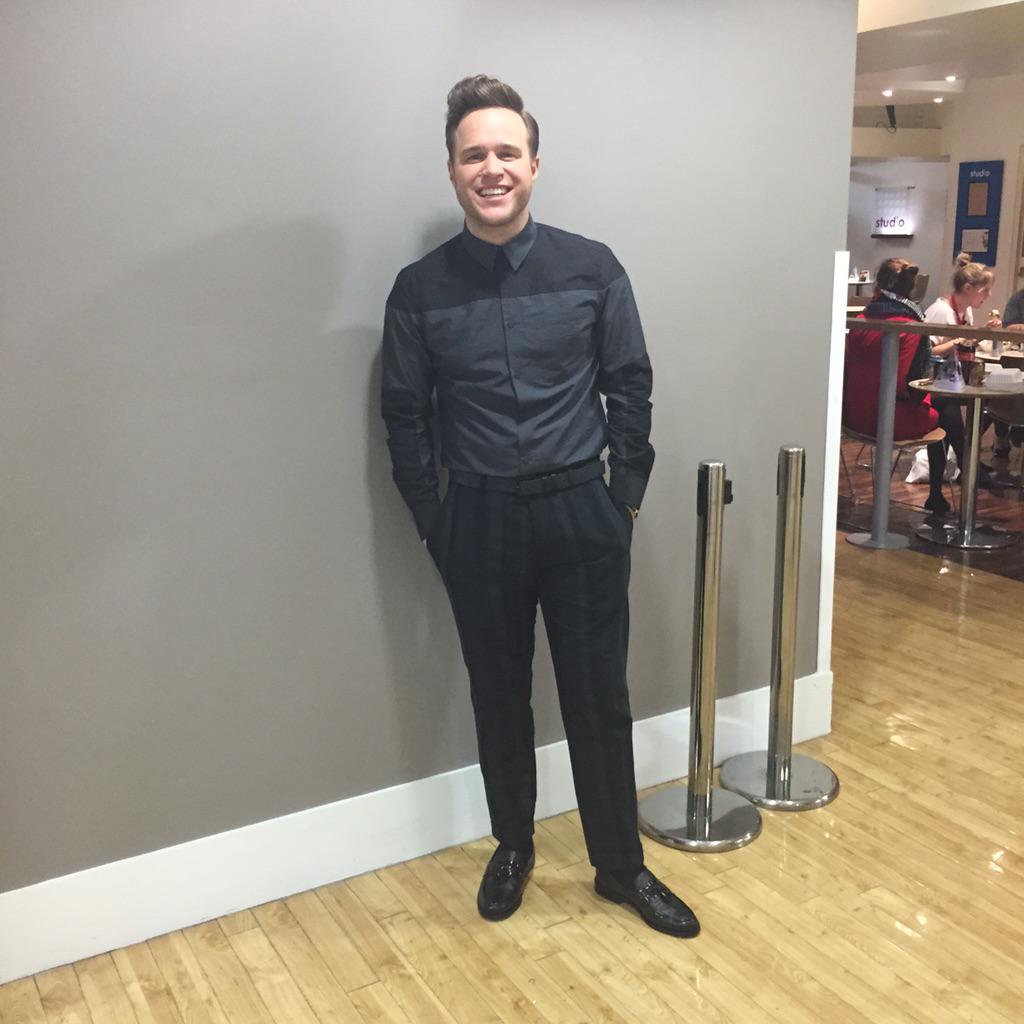 ollymurs's tweet photo. All set for #TextSanta make sure we all send a text tonight &amp; change someone's Christmas  👍👍 http://t.co/vi8jSIOV3k