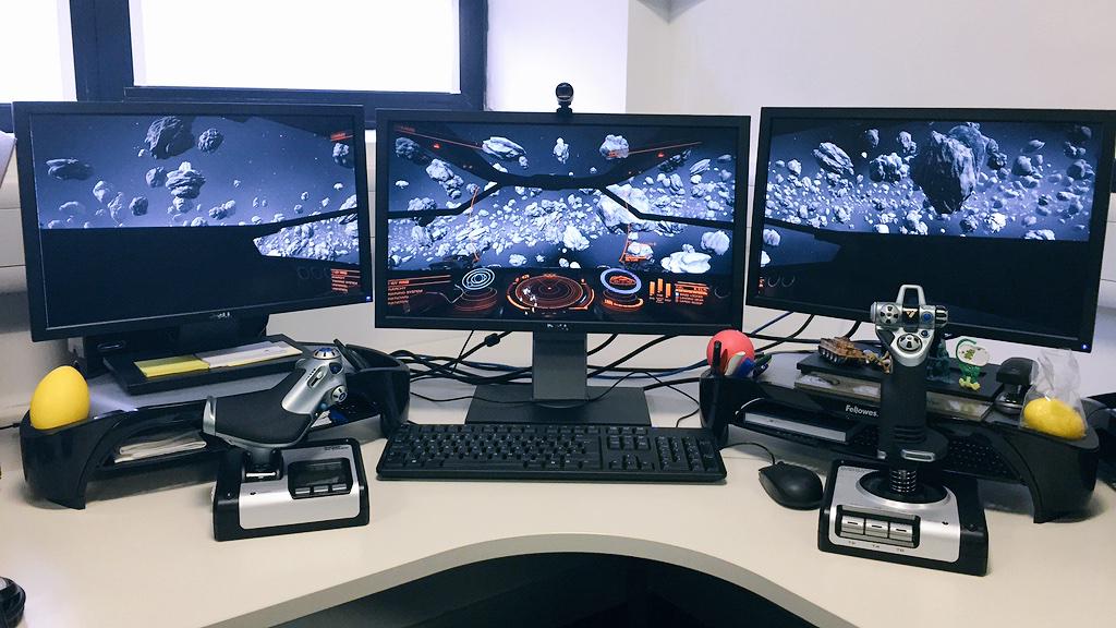 B5PnlgLCUAAoYlA.jpg:large