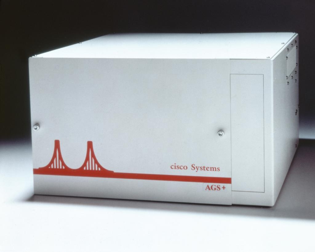 See the evolution of the router: cs.co/6013v6mB #Cisco30 #WeAreCisco
