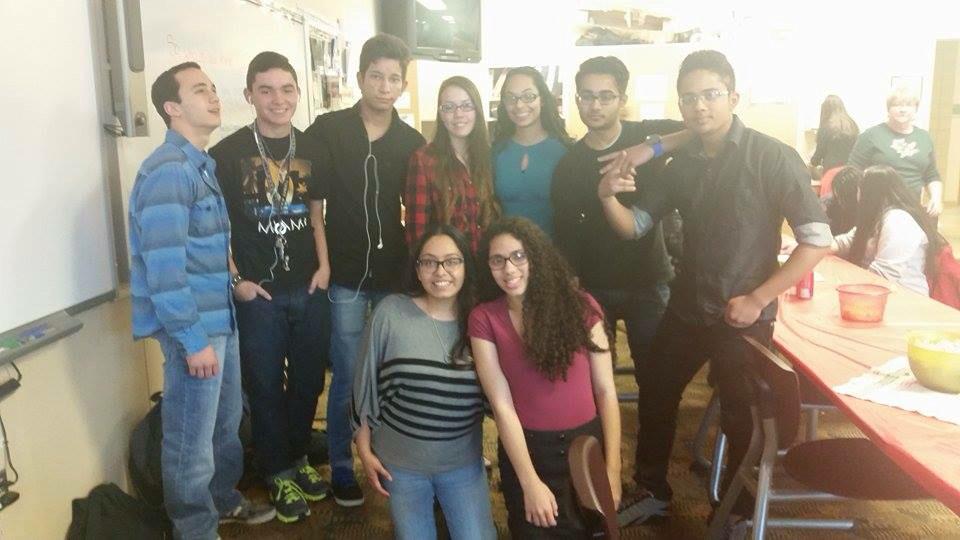 dayi_jackson's tweet photo. ESL Crew❤️ #represent #squad #hispanics #indians #italians #Philippines #Nicaragua #theCrew http://t.co/hF3PkhAWEi
